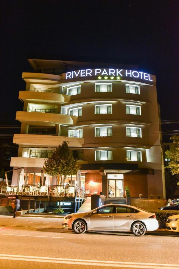 Hotel River Park 클루지나포카 외부 사진